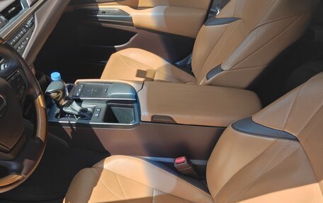 Lexus ES VII, 2018 год, 3 850 000 рублей, 19 фотография