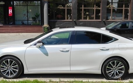 Lexus ES VII, 2018 год, 3 850 000 рублей, 15 фотография
