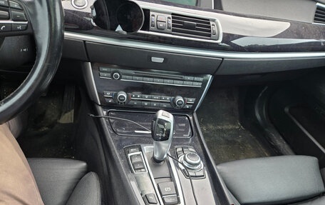 BMW 5 серия, 2010 год, 2 600 000 рублей, 10 фотография