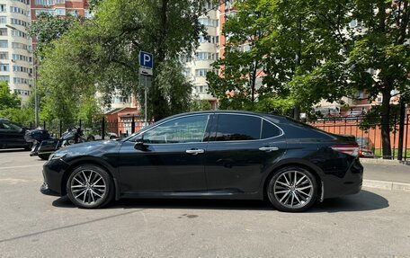 Toyota Camry, 2023 год, 3 300 000 рублей, 6 фотография