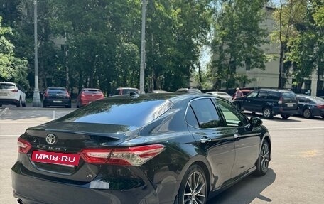 Toyota Camry, 2023 год, 3 300 000 рублей, 5 фотография
