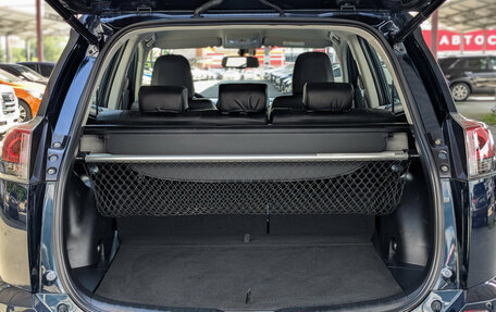 Toyota RAV4, 2018 год, 2 499 000 рублей, 7 фотография