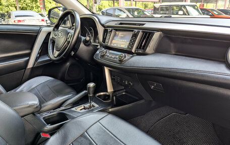 Toyota RAV4, 2018 год, 2 499 000 рублей, 3 фотография