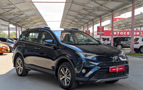 Toyota RAV4, 2018 год, 2 499 000 рублей, 9 фотография