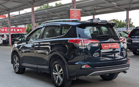 Toyota RAV4, 2018 год, 2 499 000 рублей, 12 фотография