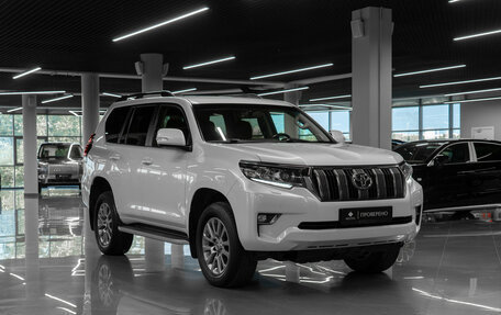 Toyota Land Cruiser Prado 150 рестайлинг 2, 2019 год, 4 900 000 рублей, 2 фотография