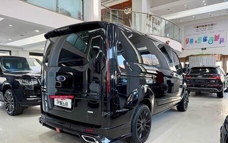 Ford Tourneo Custom I рестайлинг, 2023 год, 4 788 000 рублей, 4 фотография