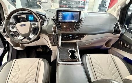 Ford Tourneo Custom I рестайлинг, 2023 год, 4 788 000 рублей, 8 фотография