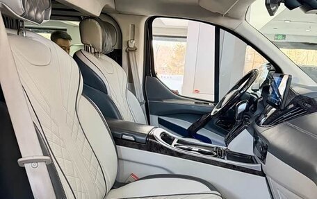 Ford Tourneo Custom I рестайлинг, 2023 год, 4 788 000 рублей, 9 фотография