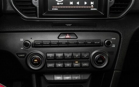 KIA Sportage IV рестайлинг, 2018 год, 2 170 000 рублей, 21 фотография