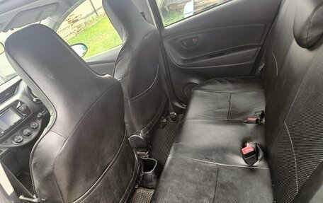 Toyota Vitz, 2018 год, 850 000 рублей, 8 фотография