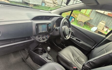Toyota Vitz, 2018 год, 850 000 рублей, 6 фотография