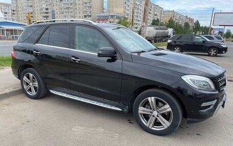 Mercedes-Benz M-Класс, 2015 год, 2 500 000 рублей, 4 фотография
