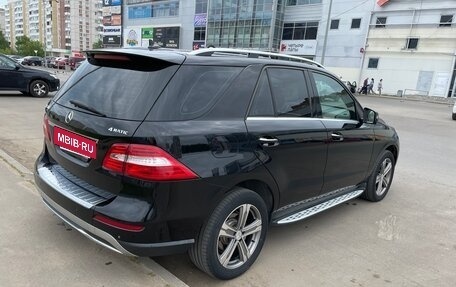 Mercedes-Benz M-Класс, 2015 год, 2 500 000 рублей, 5 фотография