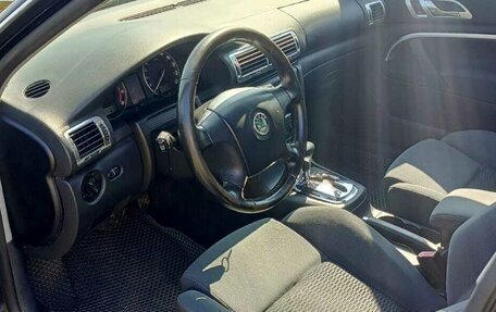 Skoda Superb III рестайлинг, 2007 год, 650 000 рублей, 8 фотография
