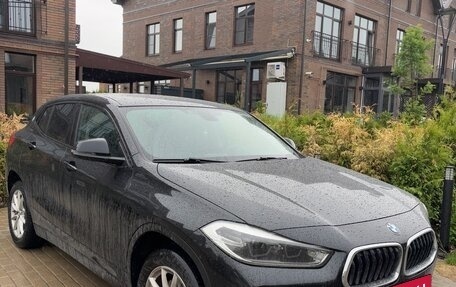 BMW X2, 2018 год, 2 200 000 рублей, 3 фотография
