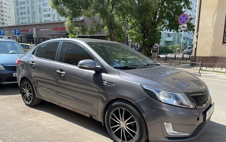 KIA Rio III рестайлинг, 2012 год, 700 000 рублей, 4 фотография