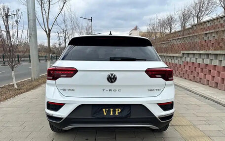 Volkswagen T-Roc I, 2022 год, 1 570 000 рублей, 5 фотография
