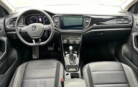 Volkswagen T-Roc I, 2022 год, 1 570 000 рублей, 9 фотография