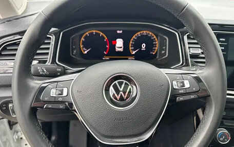 Volkswagen T-Roc I, 2022 год, 1 570 000 рублей, 10 фотография