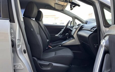 Toyota Verso I, 2011 год, 1 199 000 рублей, 14 фотография
