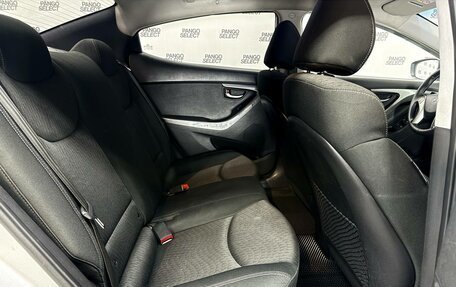 Hyundai Avante, 2012 год, 850 000 рублей, 4 фотография