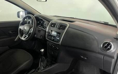 Renault Logan II, 2022 год, 1 020 000 рублей, 10 фотография