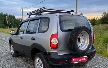 Chevrolet Niva I рестайлинг, 2014 год, 690 000 рублей, 4 фотография