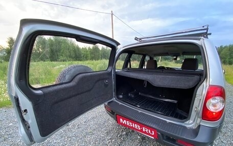Chevrolet Niva I рестайлинг, 2014 год, 690 000 рублей, 7 фотография