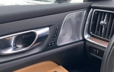 Volvo V60 II, 2021 год, 4 500 000 рублей, 10 фотография