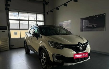 Renault Kaptur I рестайлинг, 2017 год, 1 499 000 рублей, 6 фотография