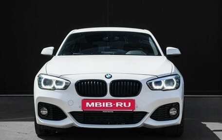 BMW 1 серия, 2019 год, 2 390 000 рублей, 2 фотография