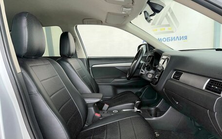 Mitsubishi Outlander III рестайлинг 3, 2012 год, 1 399 000 рублей, 9 фотография