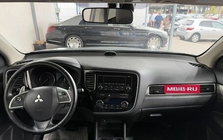 Mitsubishi Outlander III рестайлинг 3, 2012 год, 1 399 000 рублей, 8 фотография