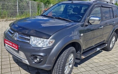 Mitsubishi Pajero Sport II рестайлинг, 2014 год, 2 300 000 рублей, 1 фотография