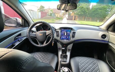 Chevrolet Cruze II, 2011 год, 700 000 рублей, 1 фотография