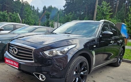 Infiniti QX70, 2014 год, 2 293 000 рублей, 1 фотография