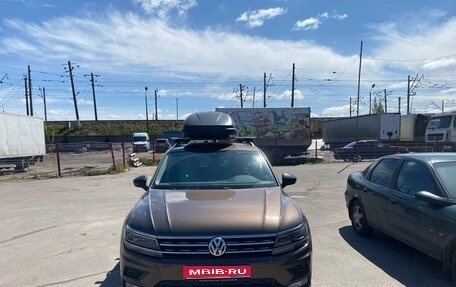 Volkswagen Tiguan II, 2019 год, 2 250 000 рублей, 1 фотография