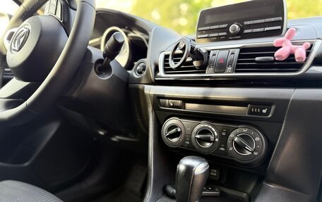Mazda 3, 2014 год, 1 250 000 рублей, 25 фотография