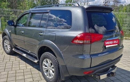 Mitsubishi Pajero Sport II рестайлинг, 2014 год, 2 300 000 рублей, 3 фотография