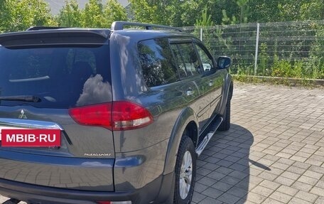 Mitsubishi Pajero Sport II рестайлинг, 2014 год, 2 300 000 рублей, 2 фотография