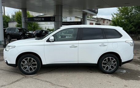 Mitsubishi Outlander III рестайлинг 3, 2012 год, 1 390 000 рублей, 5 фотография