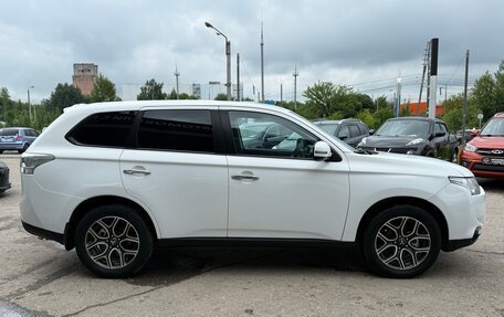 Mitsubishi Outlander III рестайлинг 3, 2012 год, 1 390 000 рублей, 6 фотография