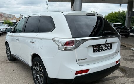 Mitsubishi Outlander III рестайлинг 3, 2012 год, 1 390 000 рублей, 7 фотография