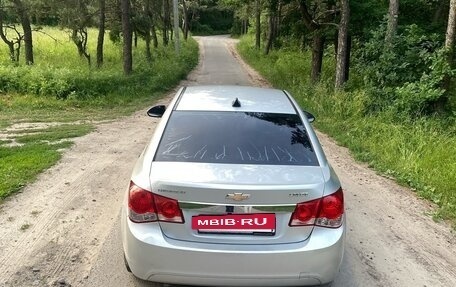 Chevrolet Cruze II, 2011 год, 700 000 рублей, 7 фотография