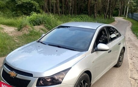 Chevrolet Cruze II, 2011 год, 700 000 рублей, 9 фотография