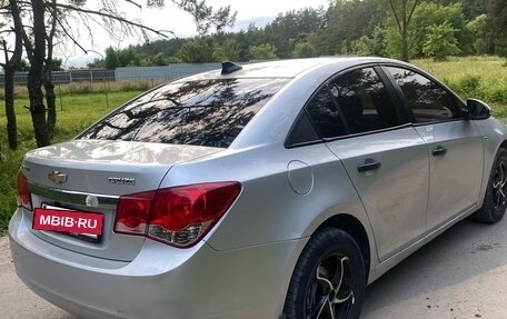 Chevrolet Cruze II, 2011 год, 700 000 рублей, 8 фотография