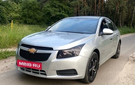 Chevrolet Cruze II, 2011 год, 700 000 рублей, 12 фотография