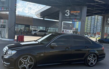 Mercedes-Benz C-Класс, 2012 год, 1 750 000 рублей, 6 фотография