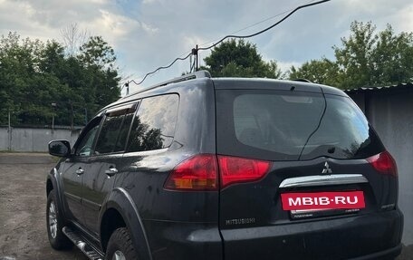 Mitsubishi Pajero Sport II рестайлинг, 2013 год, 1 950 000 рублей, 5 фотография